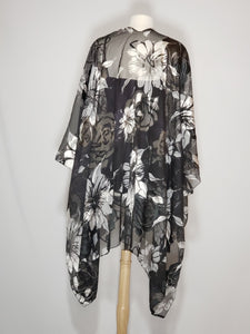 Kimono- Black & White