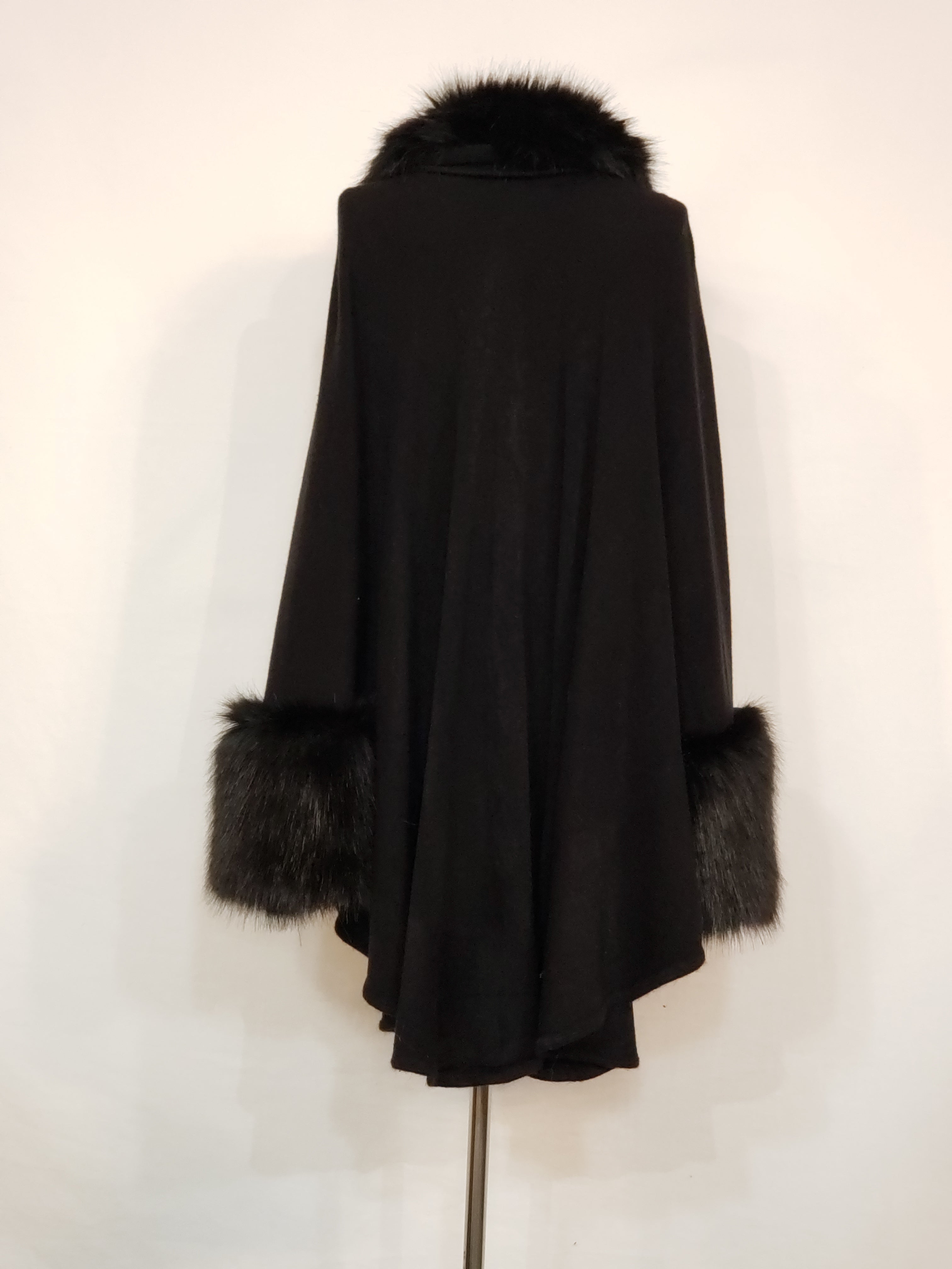 Black Fashion Fur Sweater