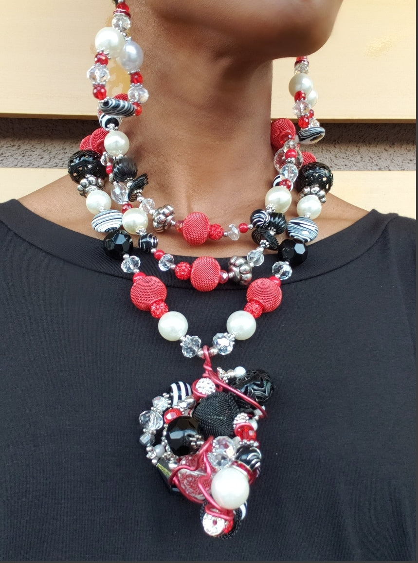 RED & BLACK Beaded Body Wrap Necklace & Earring Set.